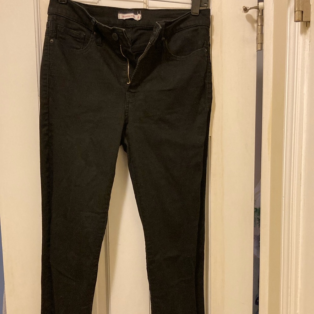 Levi 311 Shaping Skinny Jeans, size 28, black
